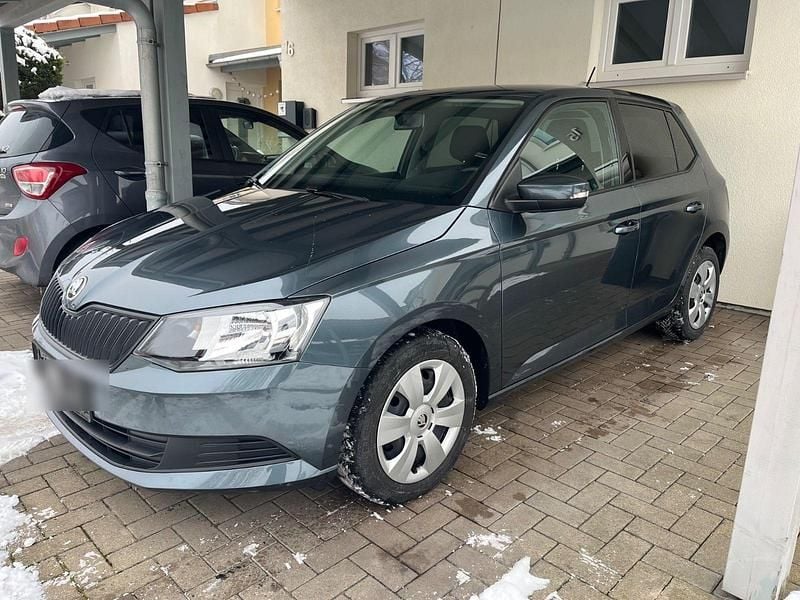 Gebraucht Skoda Fabia Cool Plus 60 PS (44 kW) 2018 Grau Kleinwagen