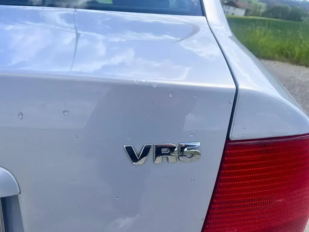 Używany VW Passat 150 KM (110 kW) 1998 Srebrny Sedan/Limuzyna