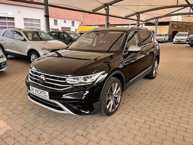 Schwarz Gebraucht 2022 VW Tiguan Allspace Elegance SUV | 32.690 € (Fairer Preis) - Bild 1/4
