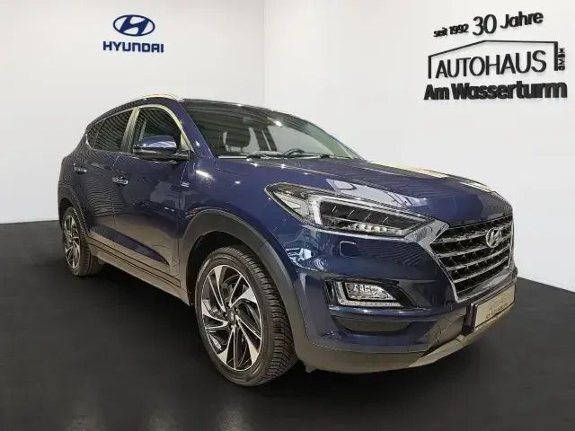 Gebraucht Hyundai Tucson Premium 177 PS (130 kW) 2019 Stellar blue / met SUV