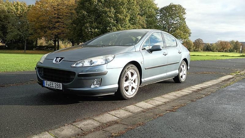 Grau Gebraucht 2010 Peugeot 407 Tendance Limousine | 6.990 € - Bild 1/4