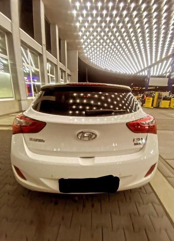 Gebraucht Hyundai i30 109 PS (80 kW) 2014 Kleinwagen