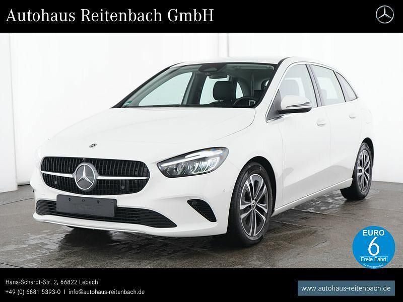 Unilack polarweiß Gebraucht 2024 Mercedes B200 Progressive Van / Kleinbus | 30.444 € (Superpreis) - Bild 1/4