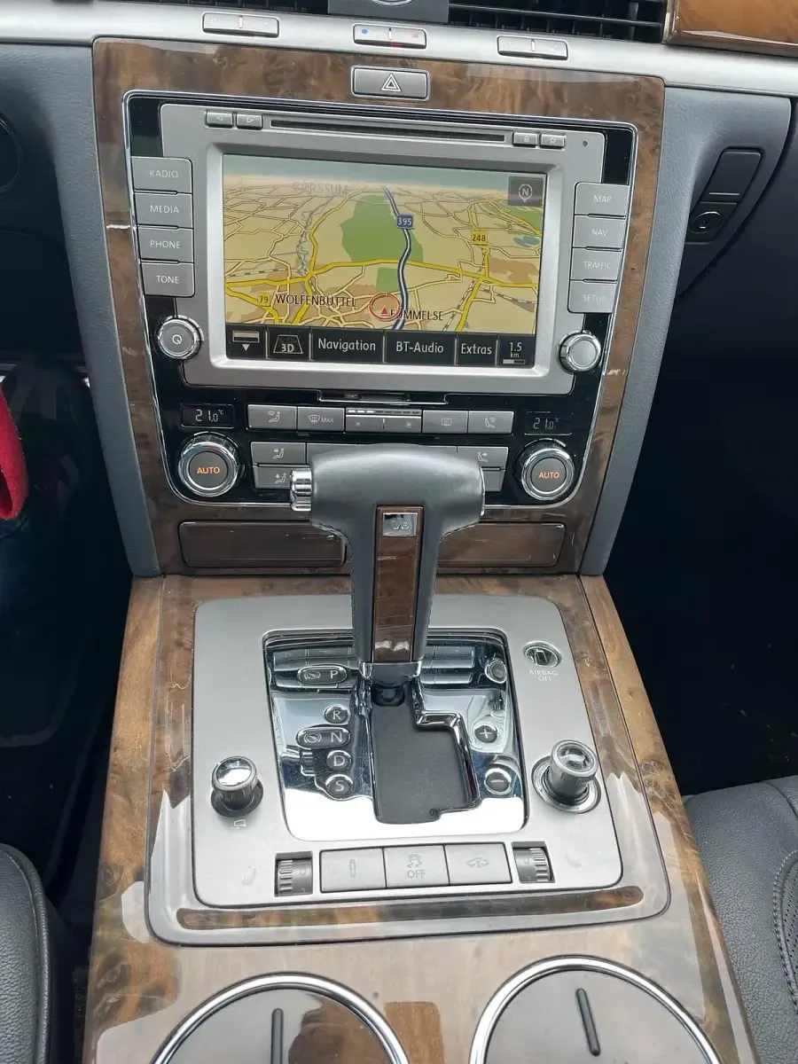 Brugt VW Phaeton 239 HK (175 kW) 2011 Grå Sedan