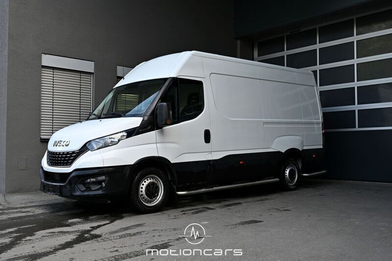 Weiß Gebraucht 2020 Iveco Daily Van / Kleinbus | 24.480 € (Fairer Preis) - Bild 1/4