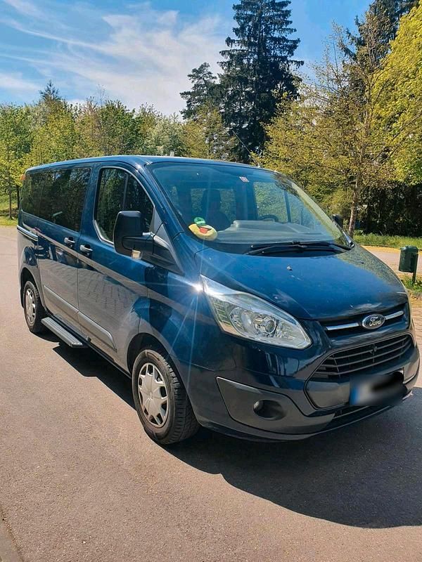 Second-hand Ford Transit Custom 125 CP (91 kW) 2017 Albastru Monovolum