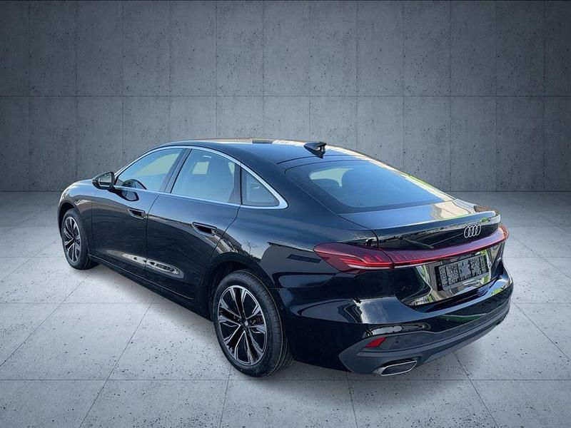 Gebraucht Audi A5 Sport 204 PS (150 kW) 2025 Mythosschwarz metallic Limousine