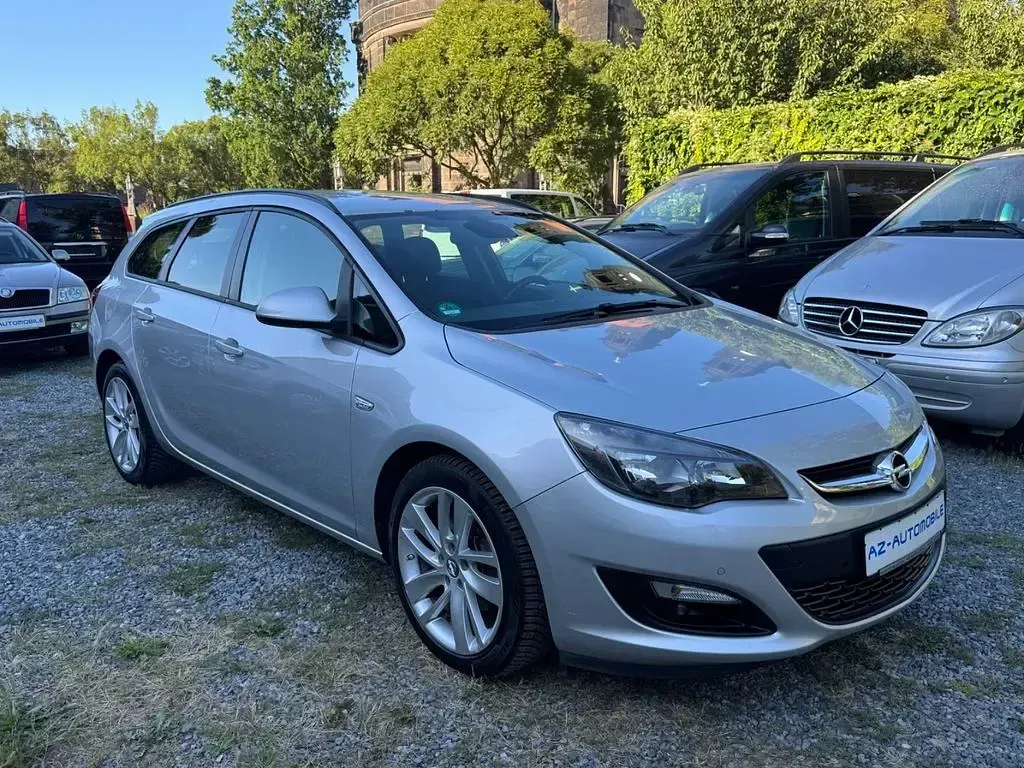 Gebraucht Opel Astra Style 136 PS (100 kW) 2015 Silber Kombi