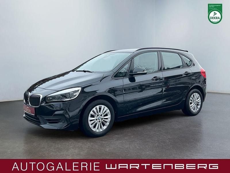 Gebraucht BMW 218 Active Tourer Advantage 140 PS (102 kW) 2020 Schwarz Van / Kleinbus