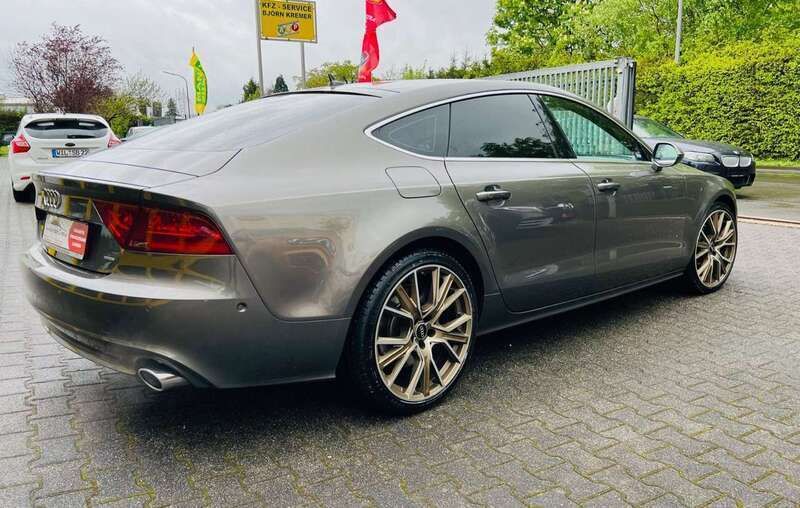 Gebraucht Audi A7 Sportback Comfort 313 PS (230 kW) 2014 Dakotagrau metallic Kleinwagen