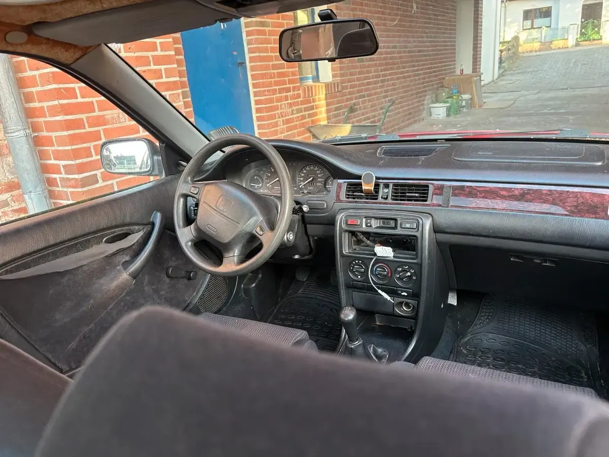 Gebraucht Honda Civic 75 PS (55 kW) 1997 Rot Limousine