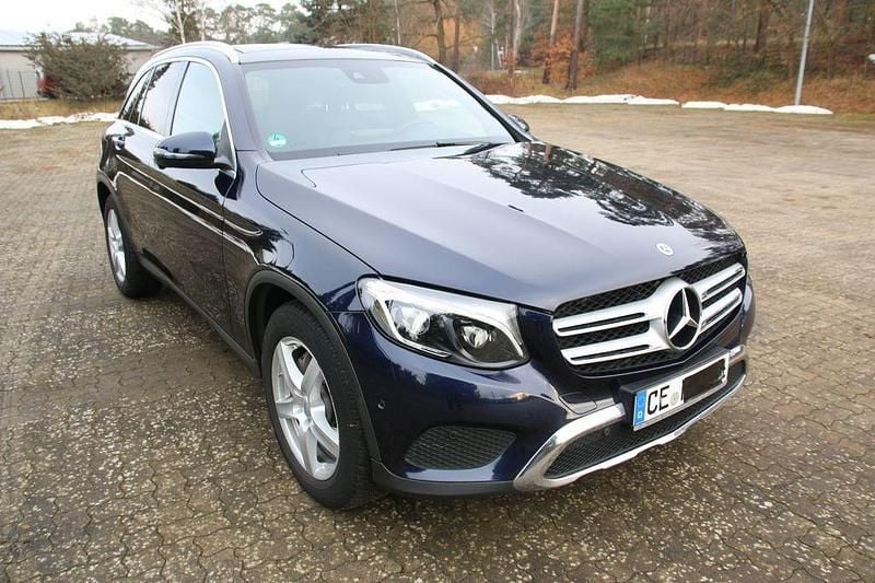 Gebraucht Mercedes GLC350 258 PS (189 kW) 2018 Blau SUV