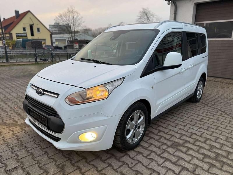 Gebraucht Ford Tourneo Connect Titanium 101 PS (74 kW) 2014 Frostweiß Van / Kleinbus