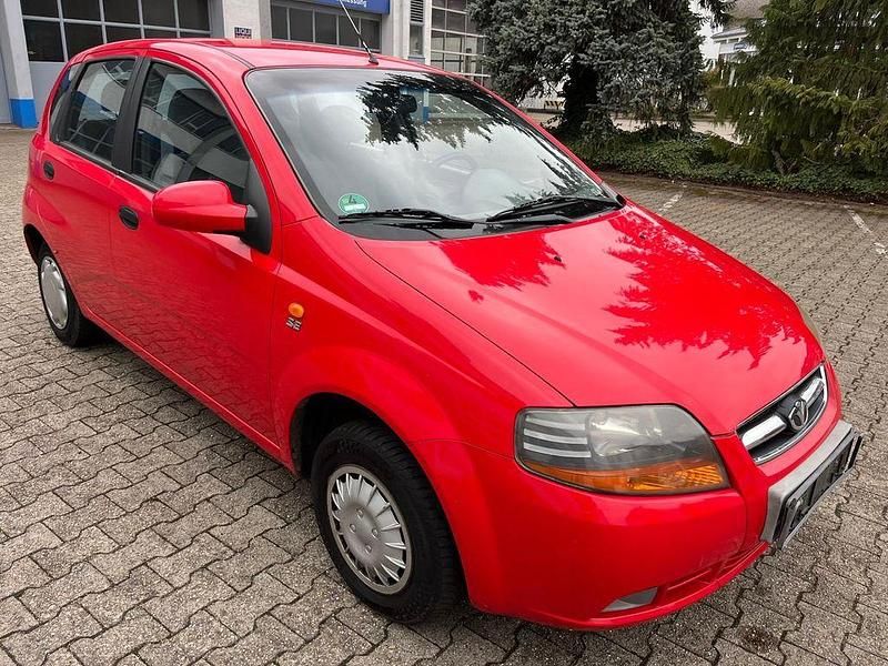 Gebraucht Chevrolet Kalos 72 PS (52 kW) 2005 Rot Limousine