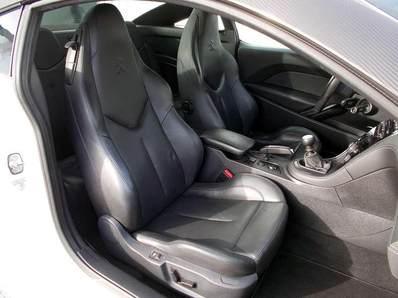 Gebraucht Peugeot RCZ 163 PS (119 kW) 2010 Schwarz Coupé