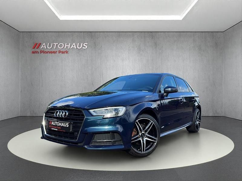 Blau Gebraucht 2019 Audi A3 Sportback S-Line Limousine | 19.850 € (Fairer Preis) - Bild 1/4