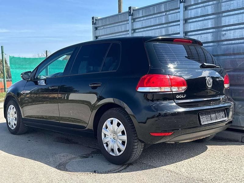 Gebraucht VW Golf VI Trendline 80 PS (58 kW) 2010 Schwarz Kleinwagen