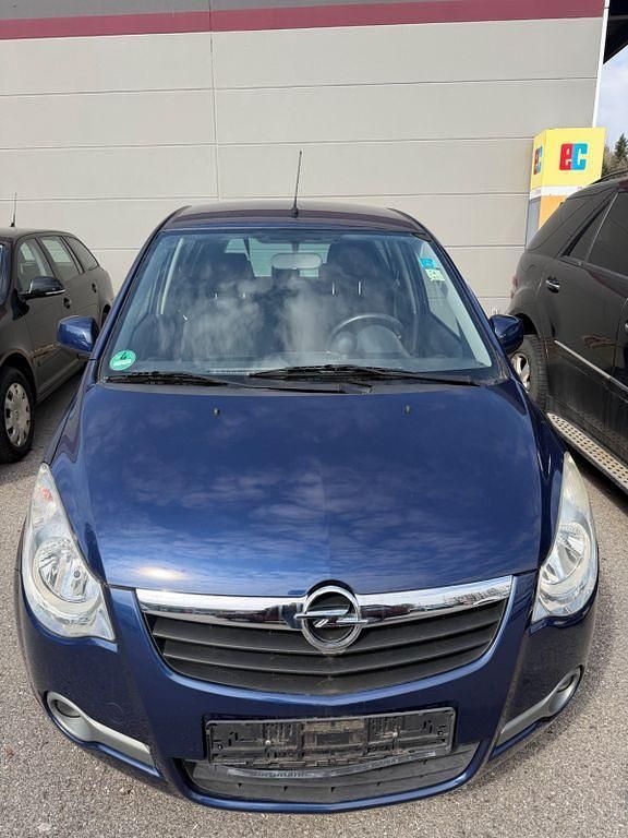 Gebraucht Opel Agila Edition 86 PS (63 kW) 2009 Blau Kleinwagen