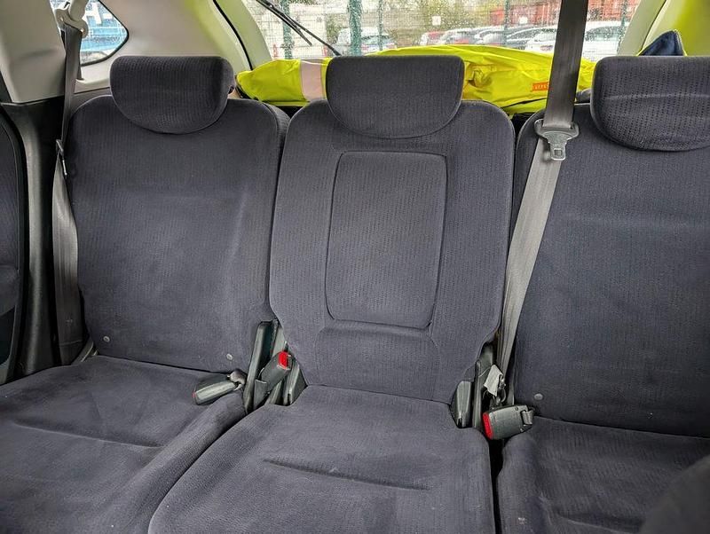 Gebraucht Honda FR-V Executive 140 PS (102 kW) 2009 Grau Van / Kleinbus