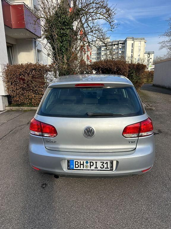 Silber Gebraucht 2010 VW Golf VI Limousine | 3.490 € (Fairer Preis) - Bild 1/4