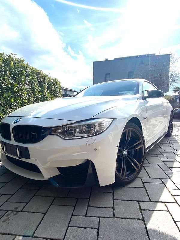 Gebraucht BMW M4 431 PS (317 kW) 2015 Weiß Coupé