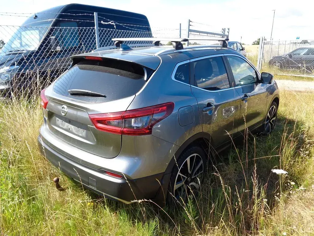 Gebraucht Nissan Qashqai Tekna+ 116 PS (85 kW) 2018 Grau SUV