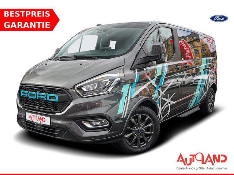 Gebraucht Ford Tourneo Titanium 185 PS (136 kW) 2019 Magneticgrau Van / Kleinbus