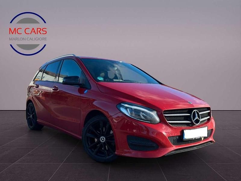 Jupiterrot uni Gebraucht 2018 Mercedes 200 Style Kleinwagen | 15.890 € (Fairer Preis) - Bild 1/4