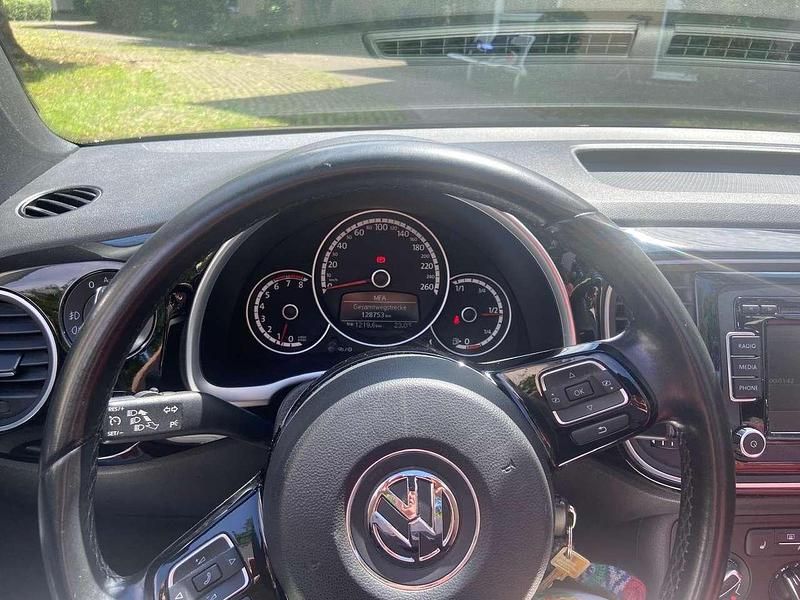 Gebraucht VW Beetle Cabriolet Design 105 PS (77 kW) 2014 Schwarz Cabrio