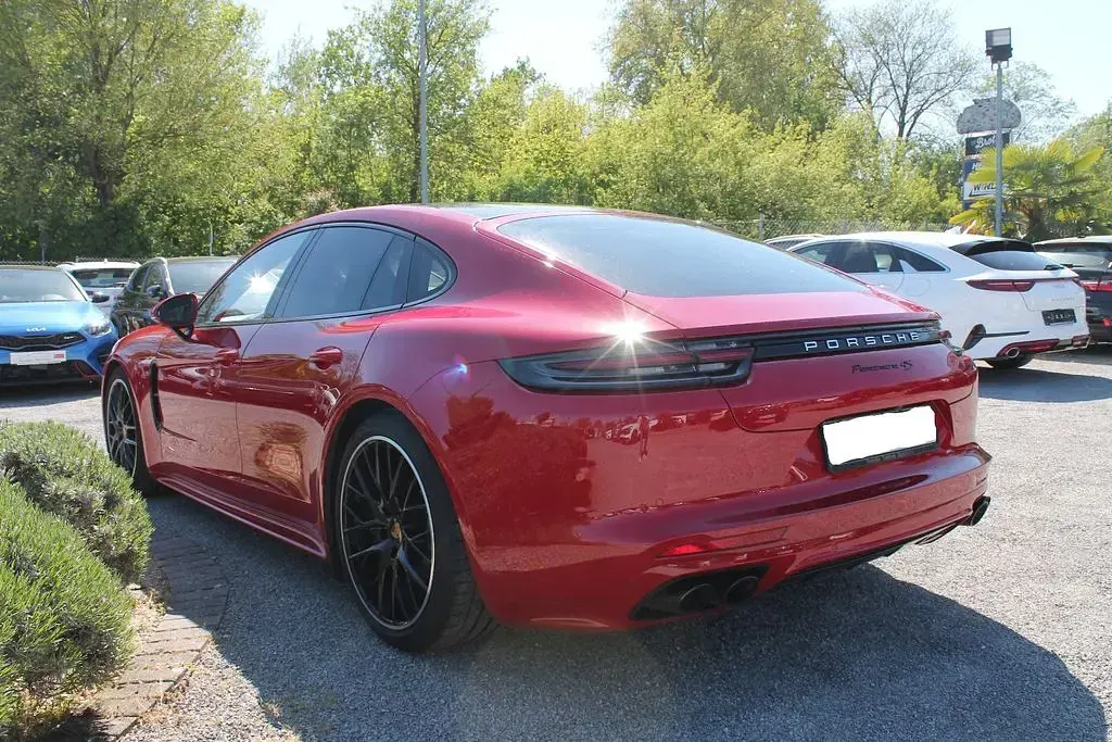 Gebraucht Porsche Panamera 4S 441 PS (324 kW) 2017 Rot Limousine
