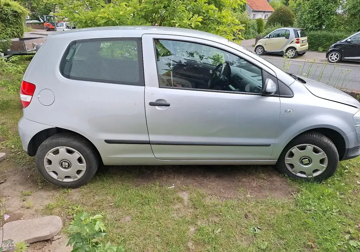Gebraucht VW Fox 65 PS (47 kW) 2006 Silber Kleinwagen