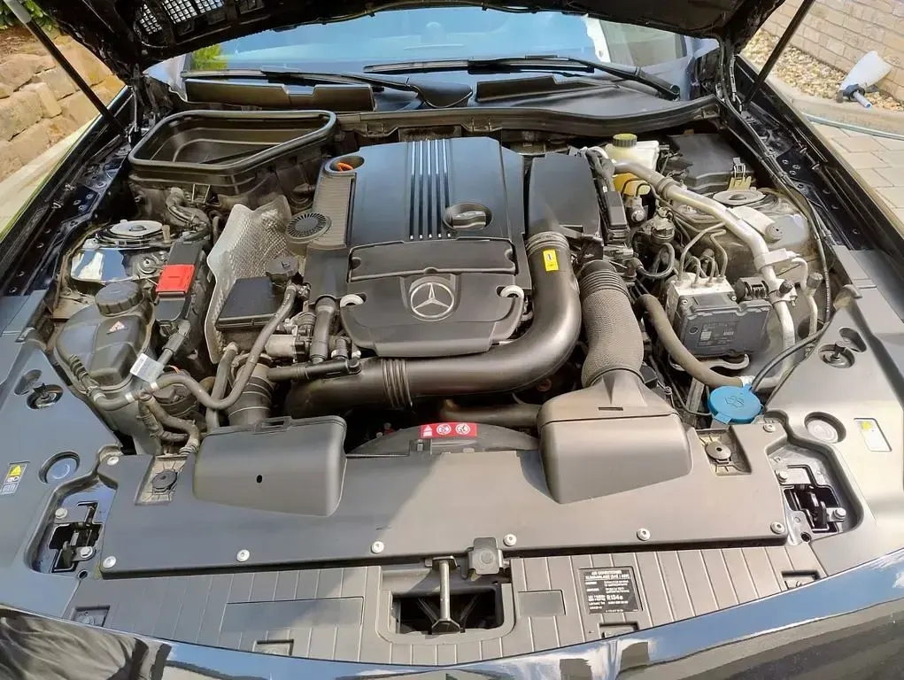 Gebraucht Mercedes 250 204 PS (150 kW) 2011 Schwarz Cabrio