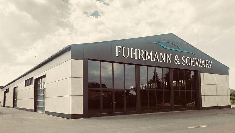 Gebraucht Ford Transit Trend 170 PS (125 kW) 2025 Grau Van / Kleinbus