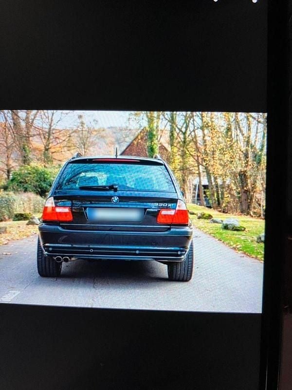Gebraucht BMW 330 231 PS (169 kW) 2001 Schwarz Kombi