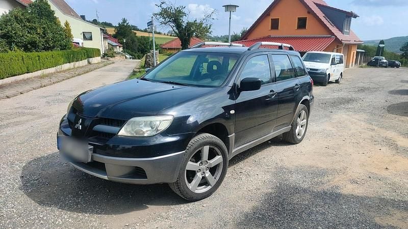Schwarz Gebraucht 2006 Mitsubishi Outlander SUV | 2.500 € - Bild 1/4