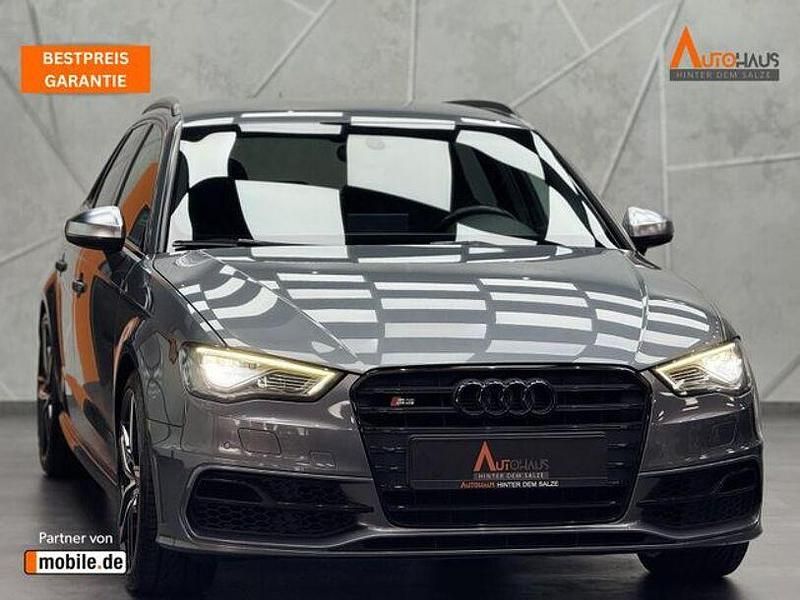 Monsungrau metallic Gebraucht 2014 Audi S3 Ambiente Limousine | 18.990 € (Fairer Preis) - Bild 1/4