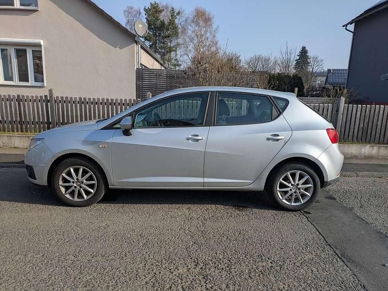 Gebraucht Seat Ibiza Style 86 PS (63 kW) 2011 Silber Limousine