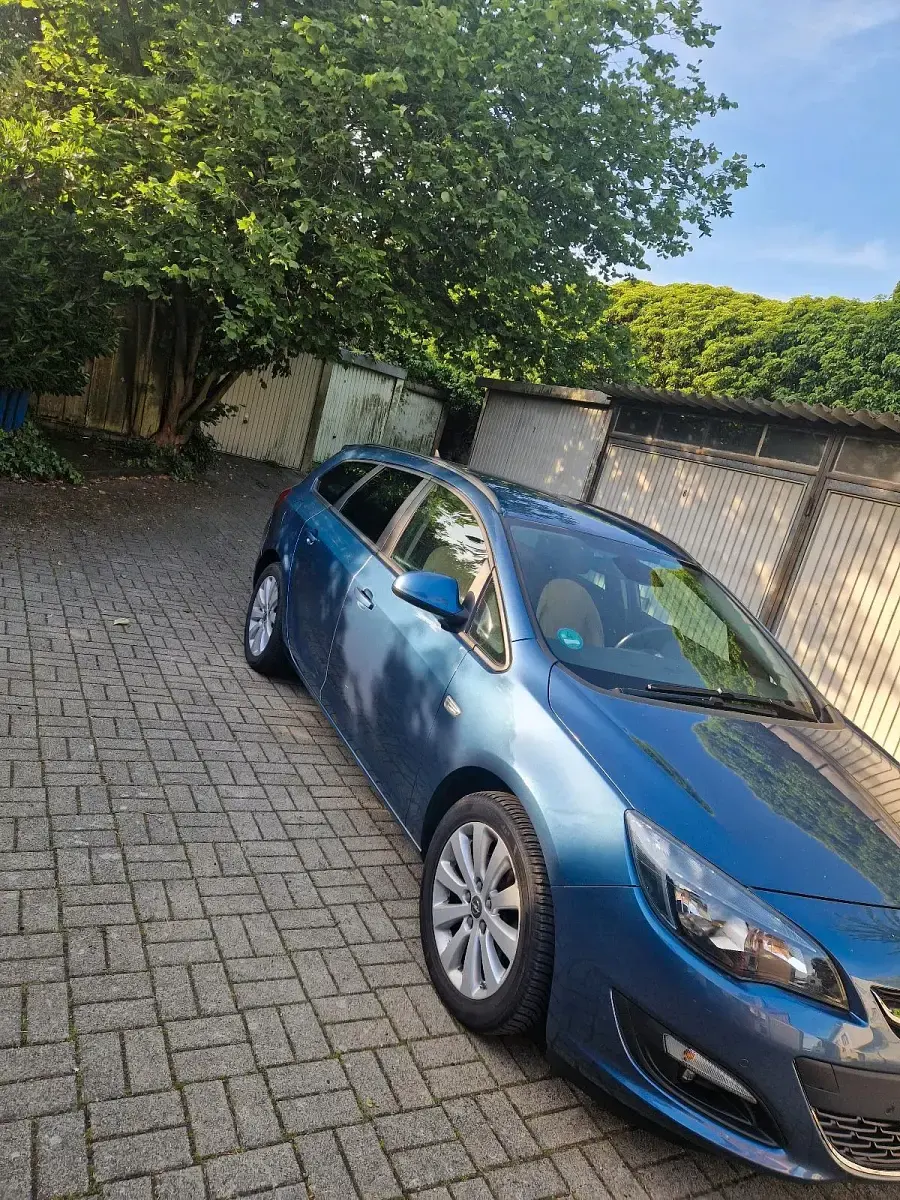 Gebraucht Opel Astra 165 PS (121 kW) 2015 Kombi