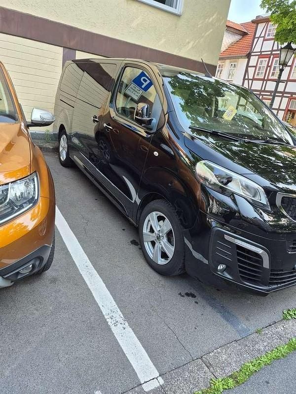 Gebraucht Peugeot Traveller 177 PS (130 kW) 2019 Schwarz Van / Kleinbus
