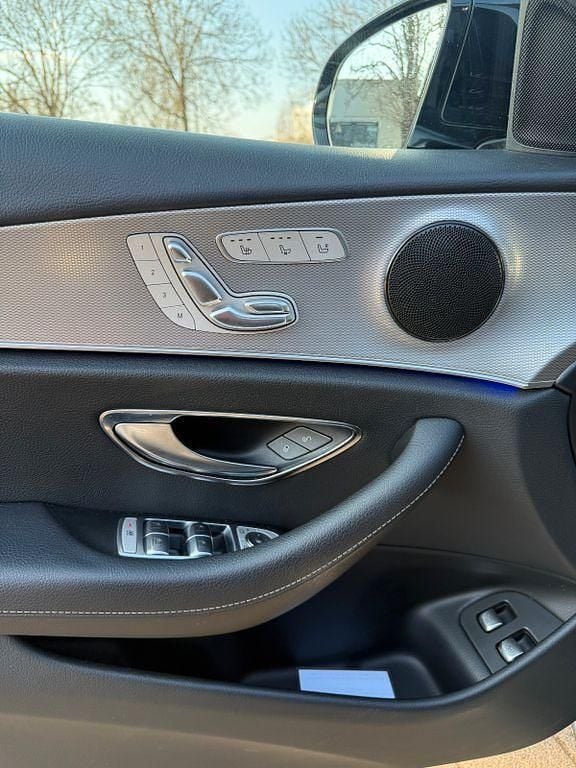 Gebraucht Mercedes E350 258 PS (189 kW) 2017 Schwarz Limousine