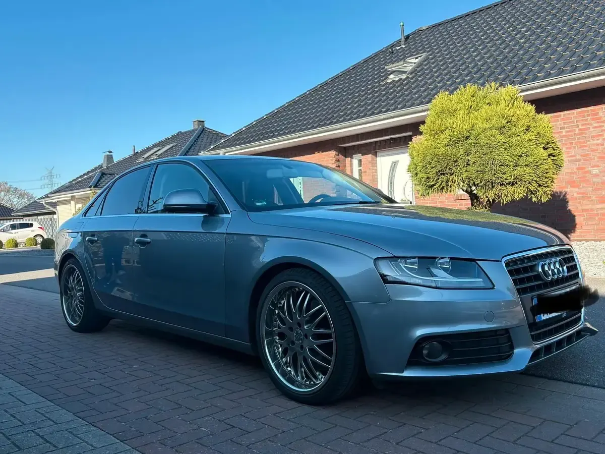 Gebraucht Audi A4 160 PS (117 kW) 2009 Limousine