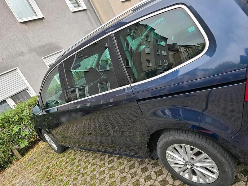 Gebraucht VW Sharan 140 PS (102 kW) 2010 Blau Van / Kleinbus