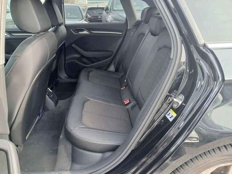 Gebraucht Audi A3 150 PS (110 kW) 2019 Mythosschwarz metallic Limousine