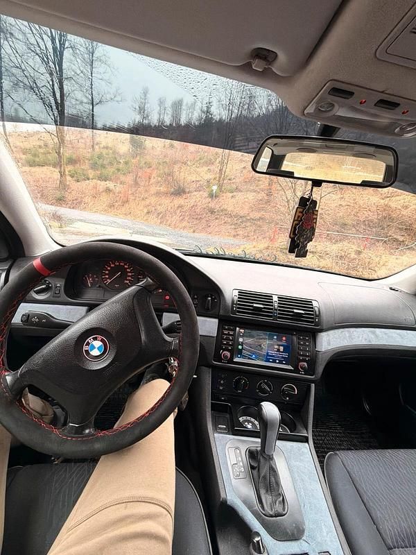 Gebraucht BMW 525 163 PS (119 kW) 2003 Silber Kombi