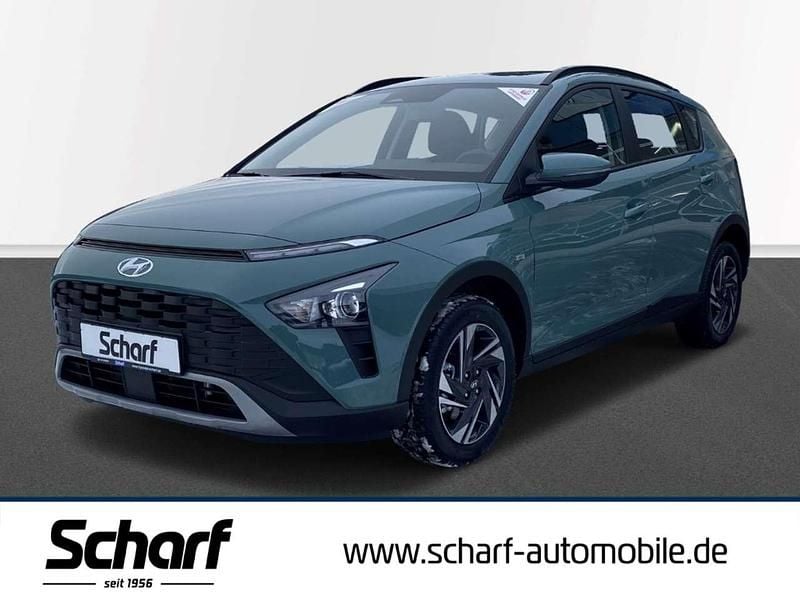 Gruen Gebraucht 2024 Hyundai Bayon Trend SUV | 21.390 € (Guter Preis) - Bild 1/3