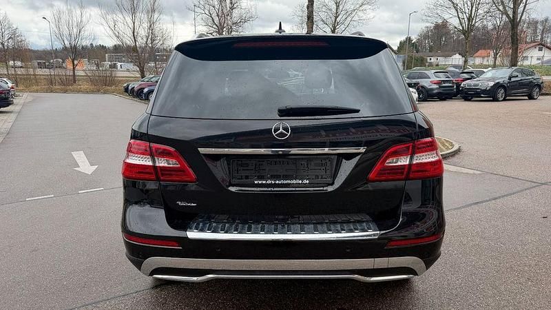 Gebraucht Mercedes ML350 258 PS (189 kW) 2012 Schwarz SUV