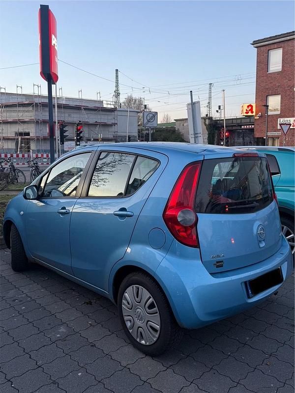 Gebraucht Opel Agila 68 PS (50 kW) 2009 Blau Kleinwagen