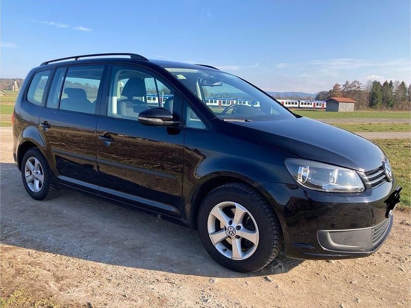 Gebraucht VW Touran Trendline 140 PS (102 kW) 2011 Schwarz Van / Kleinbus