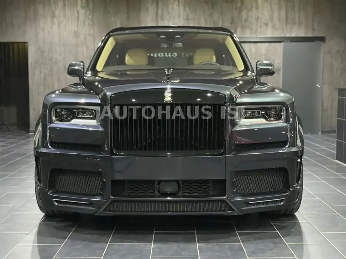 Gebraucht Rolls Royce Cullinan 571 PS (419 kW) 2021 Darkest tungsten SUV