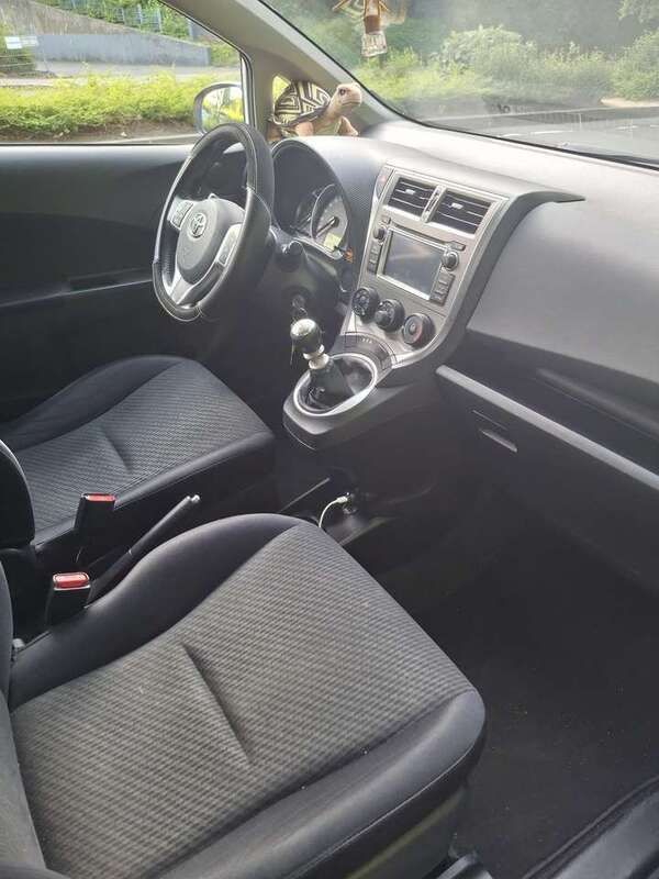 Gebraucht 2011 Toyota Verso-S Van / Kleinbus | 3.800 € (Fairer Preis) - Bild 1/4